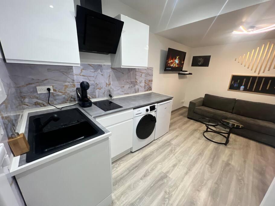 Maison Triplex Avec Jacuzzi Et Sauna Vakantiehuis
