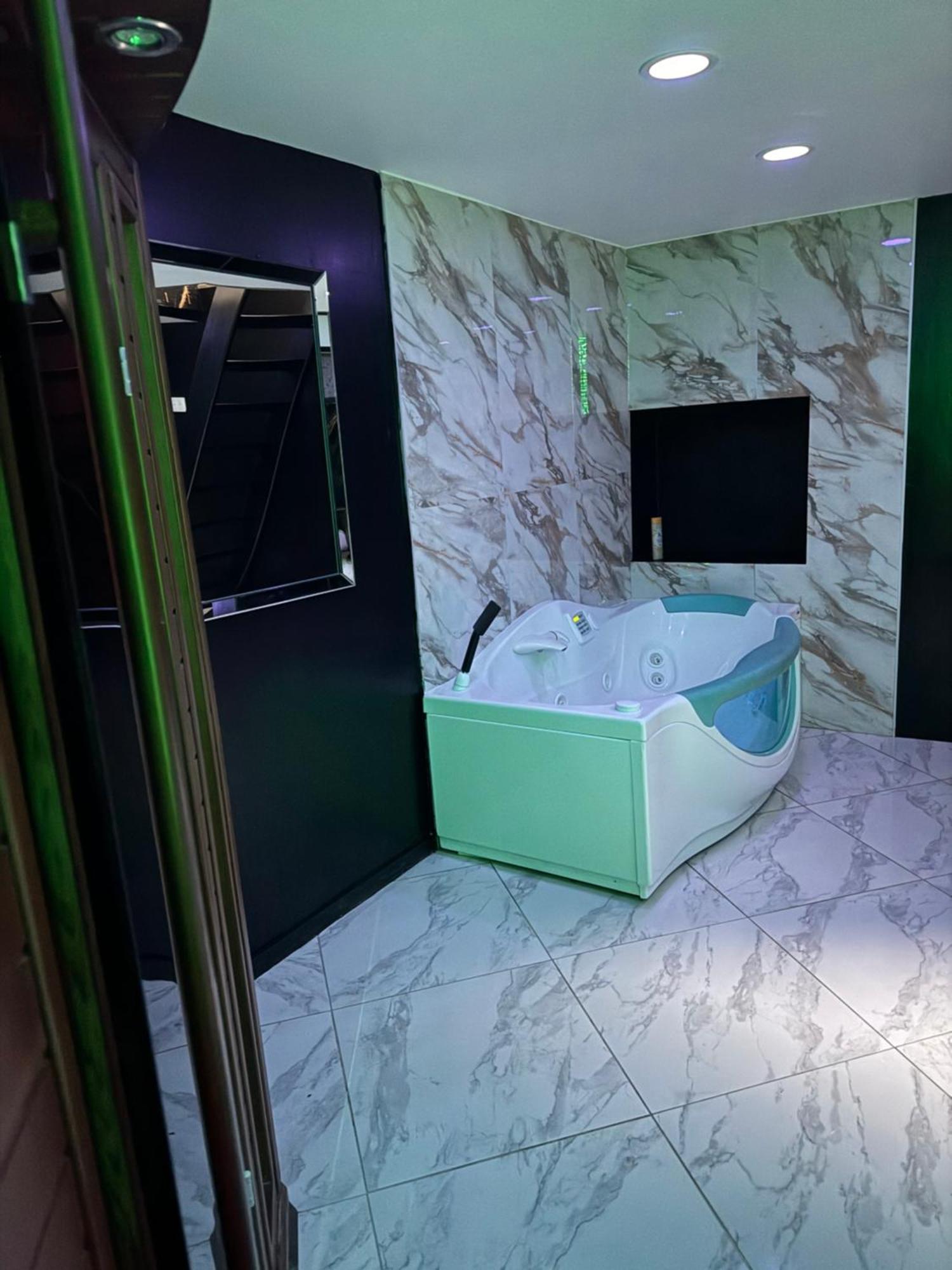 Maison Triplex Avec Jacuzzi Et Sauna Saint-Etienne (Loire)